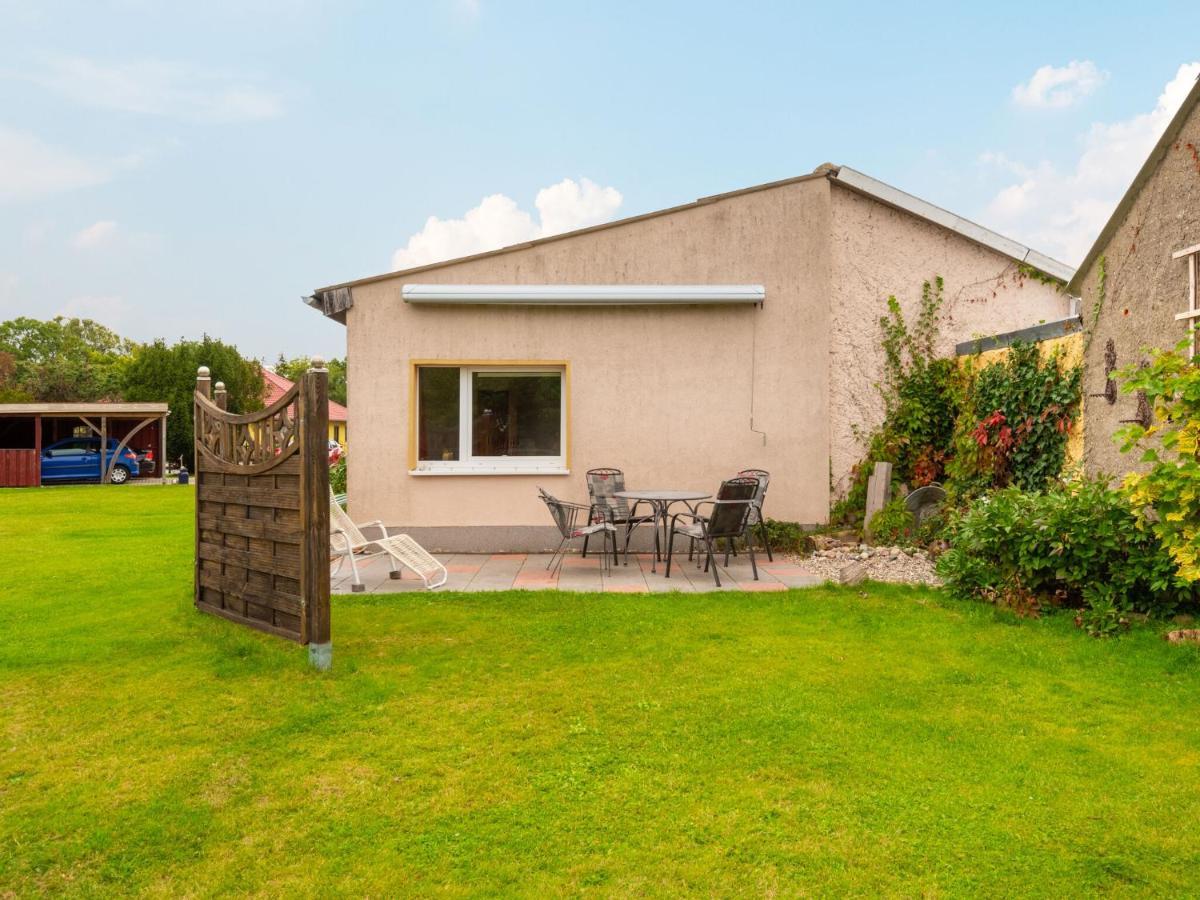 Idyllic Bungalow In Pepelow With Garden Dış mekan fotoğraf